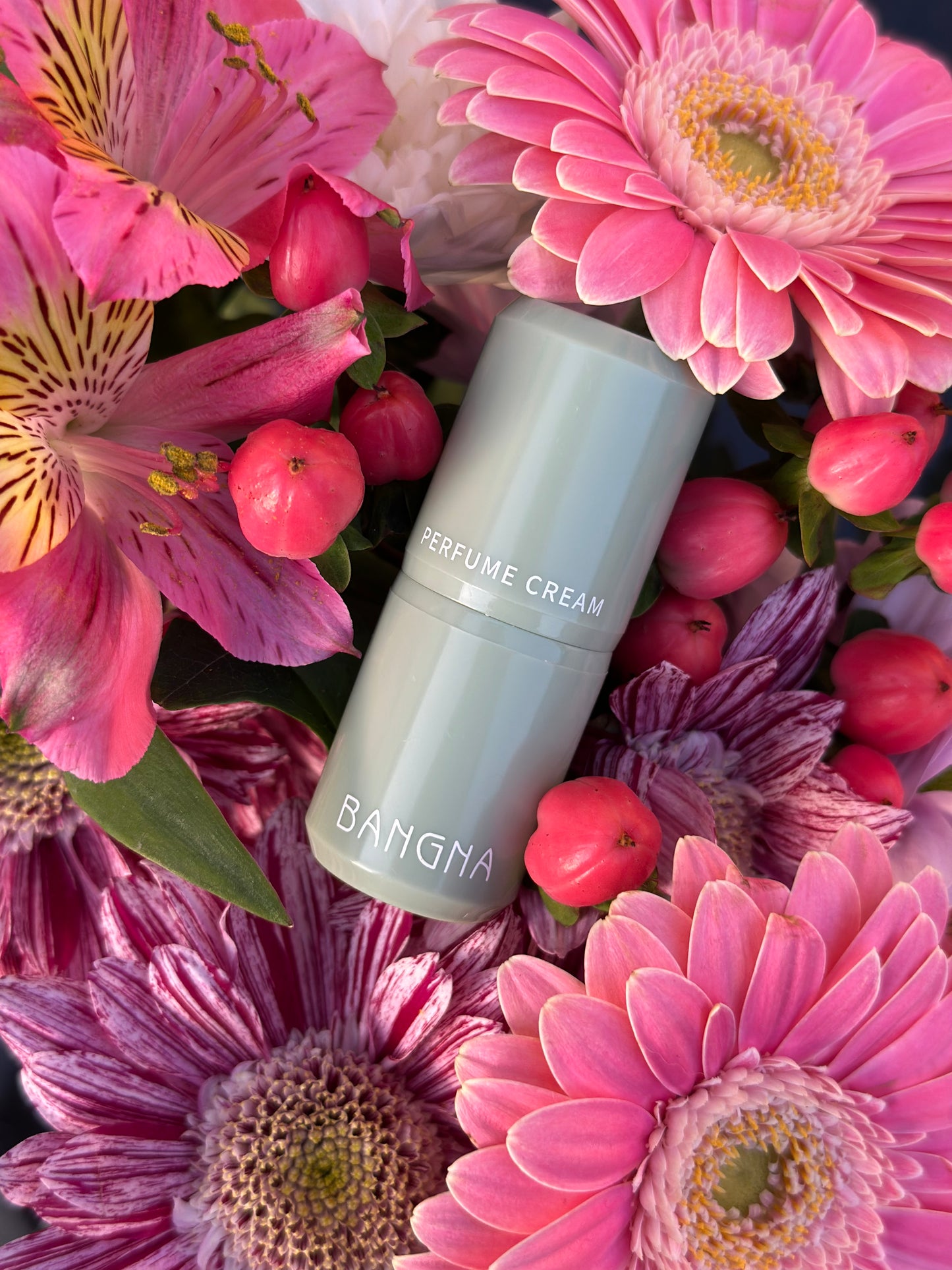 Le Léon, parfum solide sans alcool aux notes de thé, jasmin et ambre